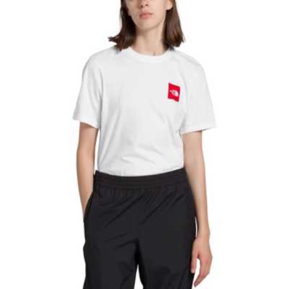 The North Face Women’s Crewneck Shirt White NWT - Picture 3 of 7